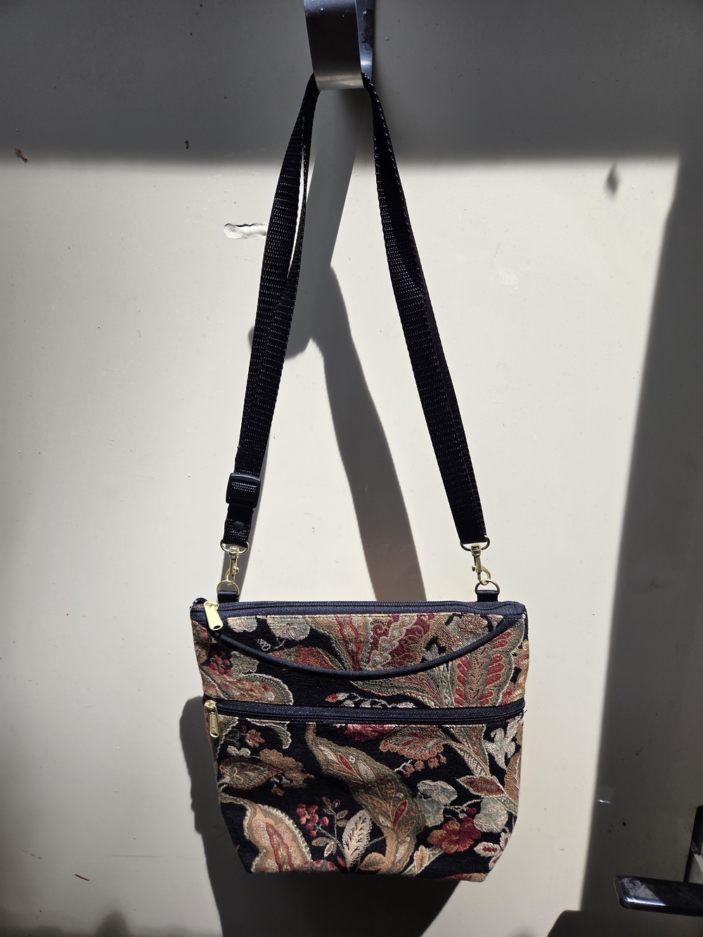 Tapestry Floral Danny K Beverly Hills Tote Bag in Black and Multicolor - Picture 7 of 7